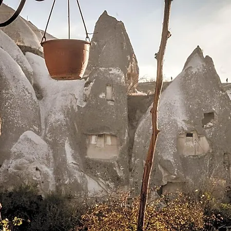 Emily's Cave House 네브셰히르