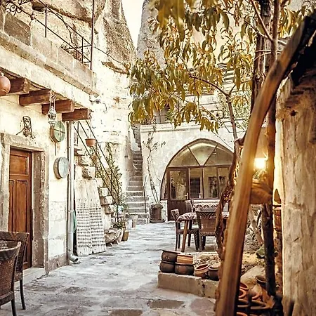 Emily's Cave House